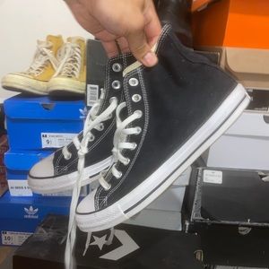 All star converse chuck taylors